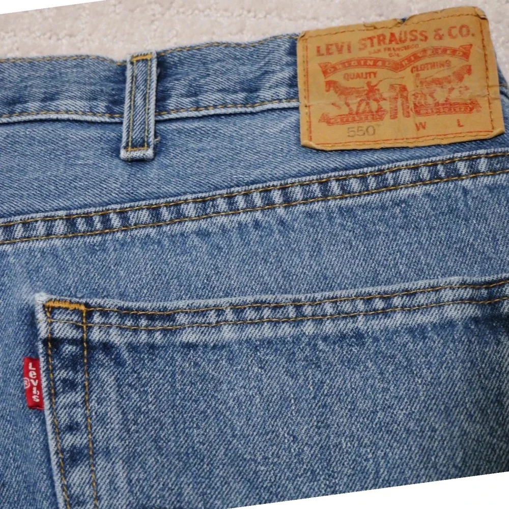 Levis 550 Relaxed Fit Mens‎ Jeans 52x30 Blue Denim Medium Wash WaterLess 52 x 30